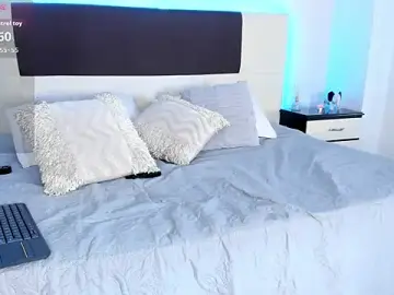 Stripchat Live Sex of Sky_Loren