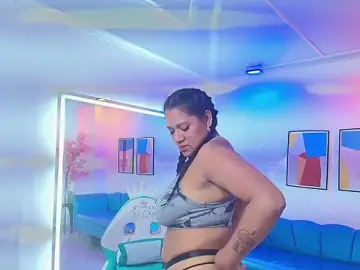 Stripchat Best live sex cam show of Isabella_rows