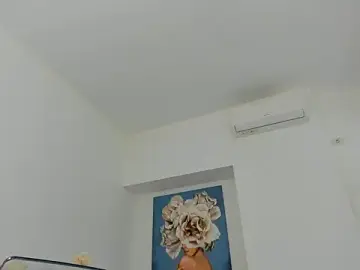 Stripchat Free Porn Cam of Nicolle_Lexy