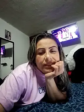 maynor_1998 from stripchat