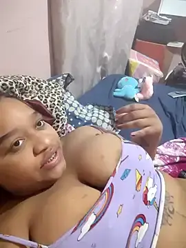 Stripchat Free Porn Cam of Mia_peituda