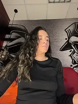 Stripchat Live Sex Cam of SinSirenXXX