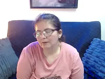 Stripchat Best live sex cam show of Linda_banks_