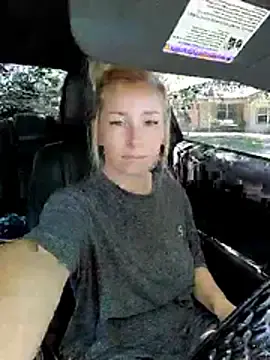 Stripchat Free Live Porn of POPPY_XO