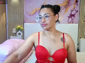 Stripchat Free Live Porn of IvyShine7
