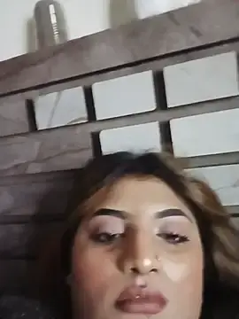 Stripchat Sex Cam of Sanaya_Gil