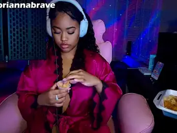 Stripchat Nude Webcam of BriannaBrave