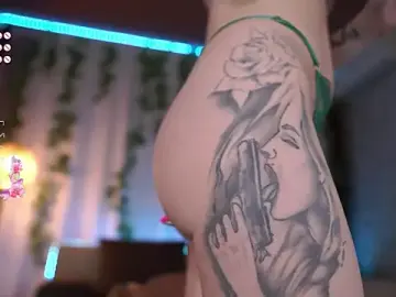 Stripchat Watch Live Sex Cams of BabyyyLunaX