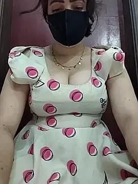 Stripchat Live Sex Cam of Saanvi-Sen