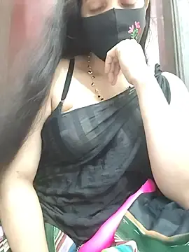 Stripchat Adult Webcam of Saanvi-Sen