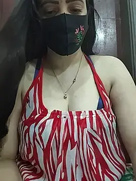 Stripchat Adult Webcam of Saanvi-Sen