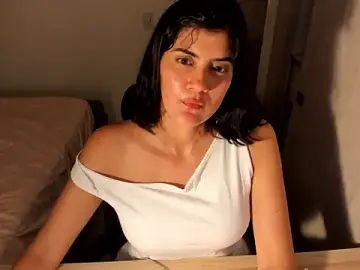 misstoya from stripchat