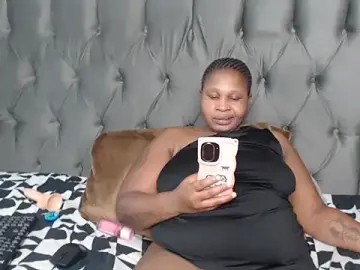 Stripchat Free Porn Cam of Loyal_Alisha