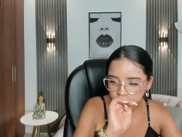 Stripchat Live Porn of alana_martiins