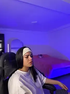 JuanitaMore01 from stripchat