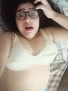 Stripchat Live Porn of yourchahat27