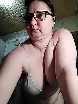 Stripchat Nude Webcam of Holly-69