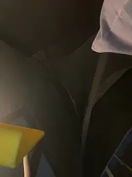 ly-laxxx from stripchat