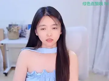 Stripchat Free Porn Cam of Coco-Sweetie