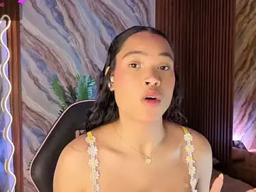 penelope_tay1 from stripchat
