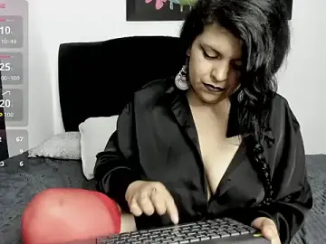Stripchat Adult Webcam of scarlett_w0lf