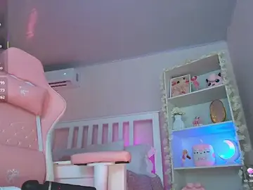 Stripchat Private Sex Chat of ely_cherry18