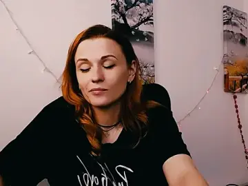 PeppyMia from stripchat