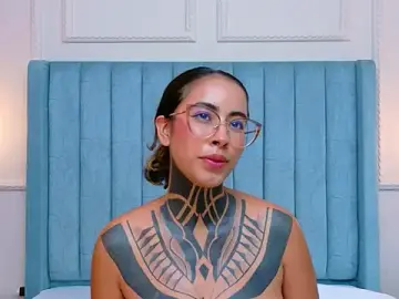 Stripchat Live Sex of NicoleBlum