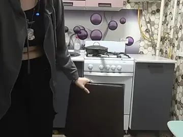 Saranade from stripchat