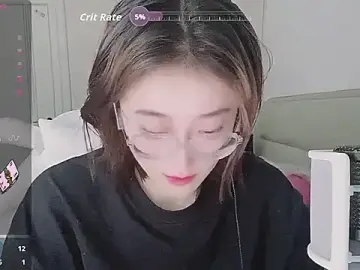 Lucky-Naiyi from stripchat