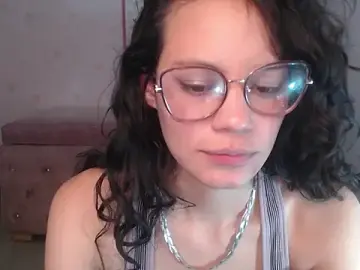 Tyna_ch from stripchat