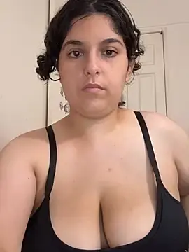 Stripchat Live Porn of Yasminebbyxx