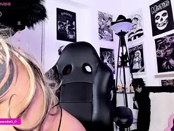 Lexyjoycce from stripchat