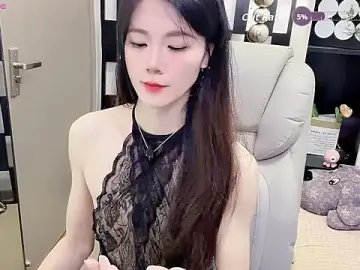 Stripchat Watch Live Sex Cams of Yueyue-MM