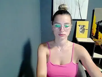 Stripchat Best live sex cam show of lady_olivia_