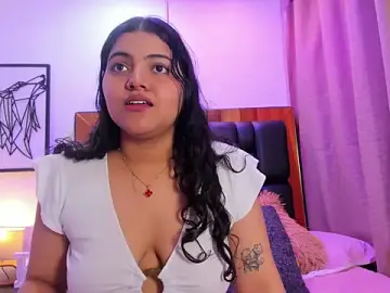 Stripchat Live Sex Cam of Miaa_Rouss
