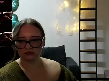 Stripchat Free Porn Cam of JuliNy_x