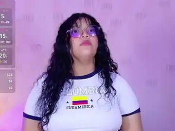 innocenthazel from stripchat