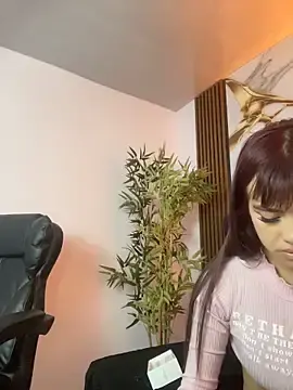 Stripchat Best Webcam of kira_ec