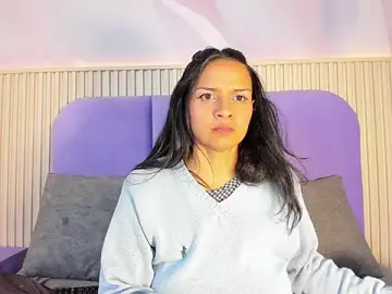 NataliaAura from stripchat
