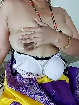 Stripchat Sex Cam of COOL_TEACHER_69