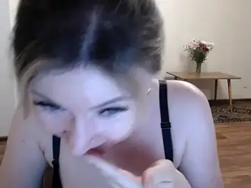 ParadiseAlina from stripchat