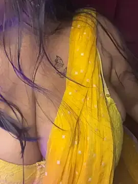 Stripchat Nude Webcam of mEhAK_________
