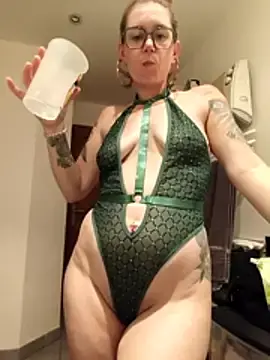 Stripchat Best Webcam of ladydivine14