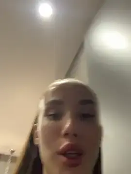 Jasmin_Glow from stripchat