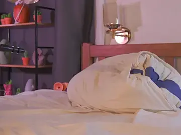 Stripchat Best live sex cam show of OdetteAven