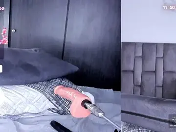 Stripchat Free Porn Cam of emily_fox1