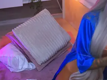 Juicy_Jessye from stripchat