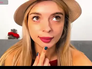 Stripchat Sex Cam of _ellen_meow_