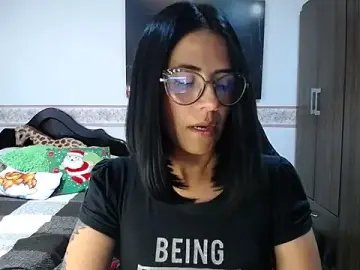 Stripchat Sex Chat of sharoon_cheerry